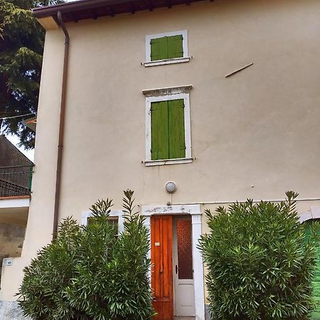Villa Casale Storico Enzo Castelnuovo del Garda Exterior foto
