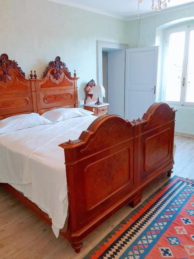 Villa Casale Storico Enzo Castelnuovo del Garda Exterior foto