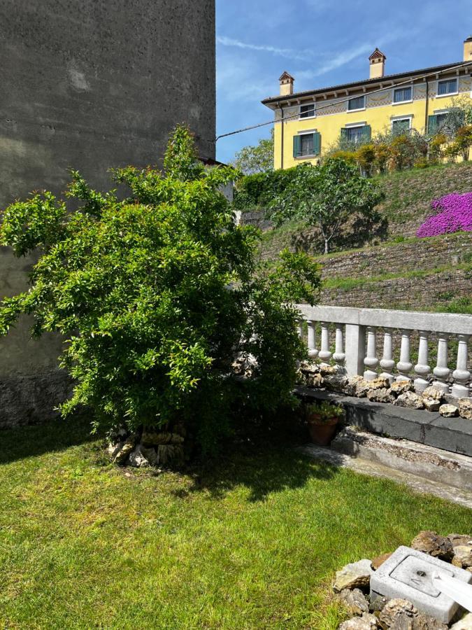 Villa Casale Storico Enzo Castelnuovo del Garda Exterior foto